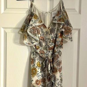 Dress floral size medium